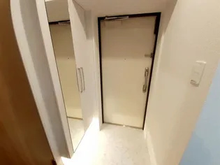 メゾン ド プラシード【5階】の玄関