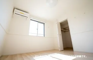 すずらん【2階】の内装