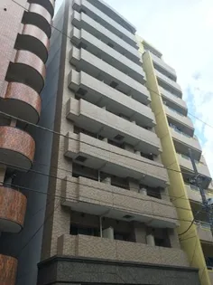 東京都新宿区新宿1【マンション】の外観