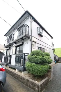 リバーサイド名塚【1階】の外観