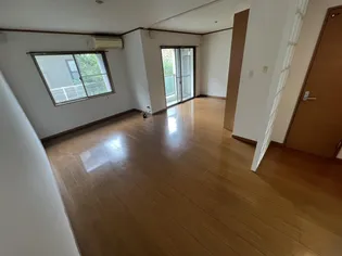 YMマンション【1階】の居間