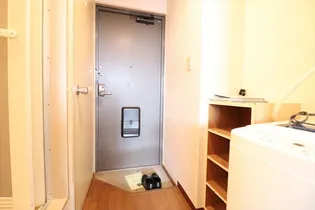 セレクションKUKI【1階】の玄関