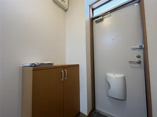 共和ハイツ III【3階】の玄関