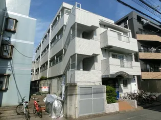 セントヒルズ国立の画像