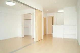 リバーストーン【1階】の居間