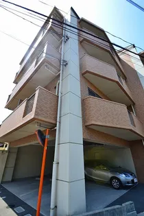 シャルマン出汐【2階】の外観