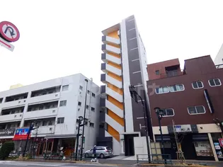 ファミーユの画像