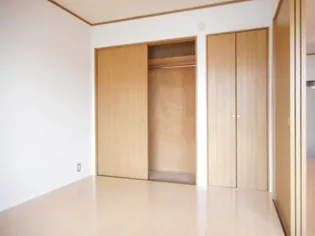 ファミール高松【1階】の内装