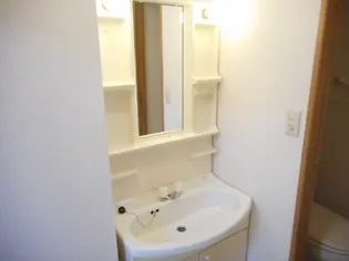 ファミール高松【1階】の内装