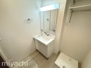 グリンセル新蔵【2階】の内装