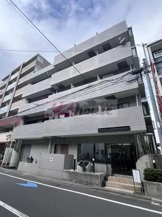 ペガサスマンション目白【1階】の外観