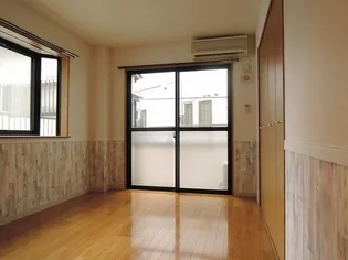 ロイヤルガーデンの画像