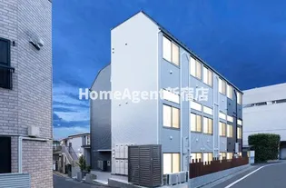 東京都新宿区上落合3【アパート】の外観