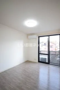 スリム馬場【1階】の居間