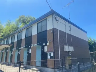 レオパレスブラウンブレッドの外観