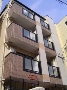 ルミエールカーナ【3階】の外観