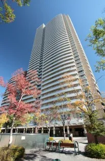 東京都新宿区河田町【マンション】の外観