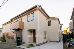 東京都渋谷区初台2【一戸建】の外観