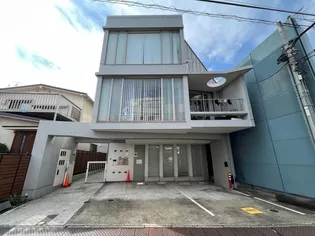 ブルーム表参道【2階】の外観