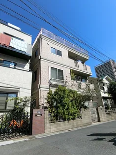 Y’s court【1階】の外観