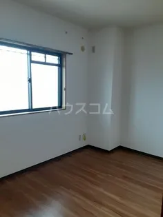 ソシア竜南【2階】の居間