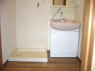 ビューパレールナ【1階】の内装