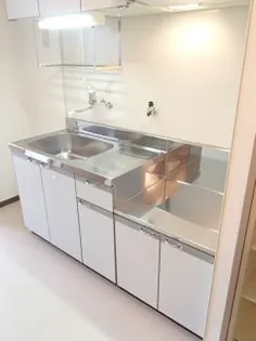 メゾン グローリー【4階】のキッチン