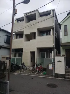 Sha l om大久保【3階】の外観