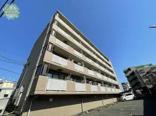 サン・ヒーローマンション亀川II【4階】の外観