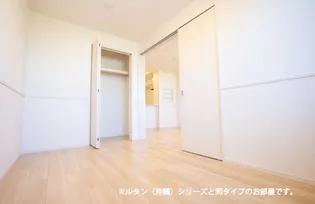 すずらん【2階】の内装