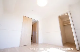 すずらん【2階】の内装