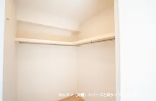 すずらん【2階】の内装