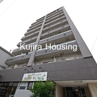 埼玉県越谷市赤山本町【マンション】の外観