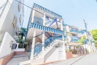 シャンブル市ヶ谷【1階】の外観