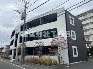 リジノワール千歳烏山【1階】の外観