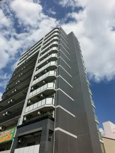 エステムコート梅田北IIゼニス【13階】の外観