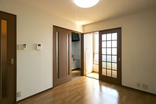 ランプロン【1階】の居間