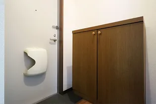 ランプロン【1階】の玄関