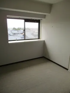 ダイアパレス小松【5階】の内装