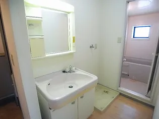 ハイカムール林【2階】の内装