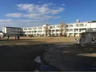 ハイカムール林【2階】の周辺