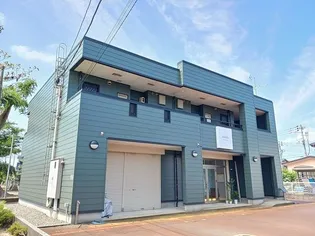 新潟県長岡市古正寺1【アパート】の外観