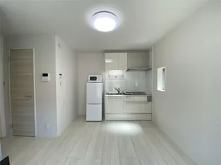 Arc-en-ciel A&E【2階】の居間