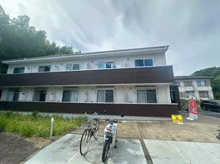 神奈川県秦野市下大槻【アパート】の外観