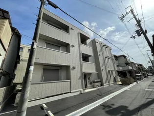 La Belle Toile【2階】の外観