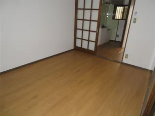 イケダマンション【1階】の外観