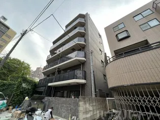 ブラン リリオの画像