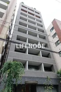 東京都新宿区新宿1【マンション】の外観
