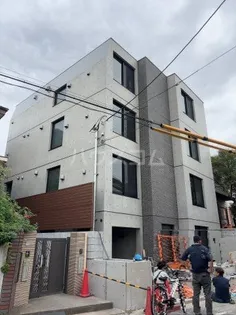 エクサム三軒茶屋IVの外観