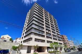 ライオンズ豊見城セントマークス【12階】の外観